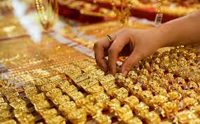 Giá vàng trong nước chiều 4.3 tiến tới mốc 68 triệu đồng 
